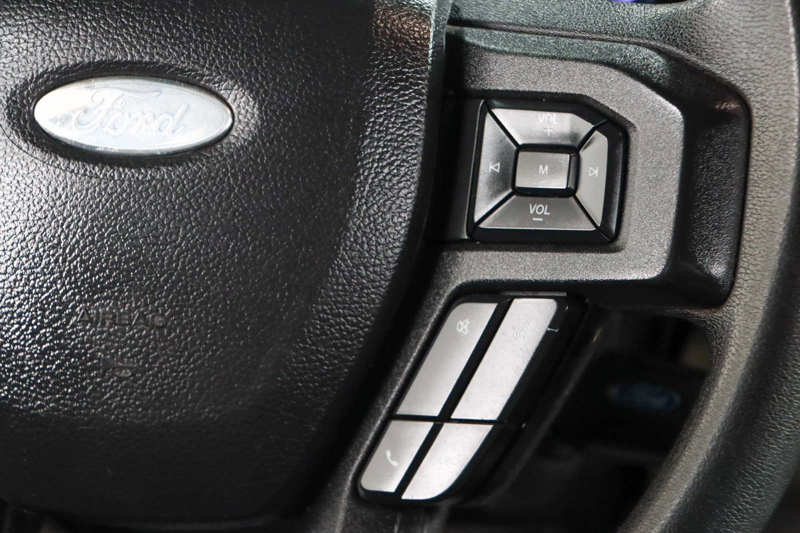 Used 2019 Ford F250 XLT w/ FX4 Off-Road Package image 15