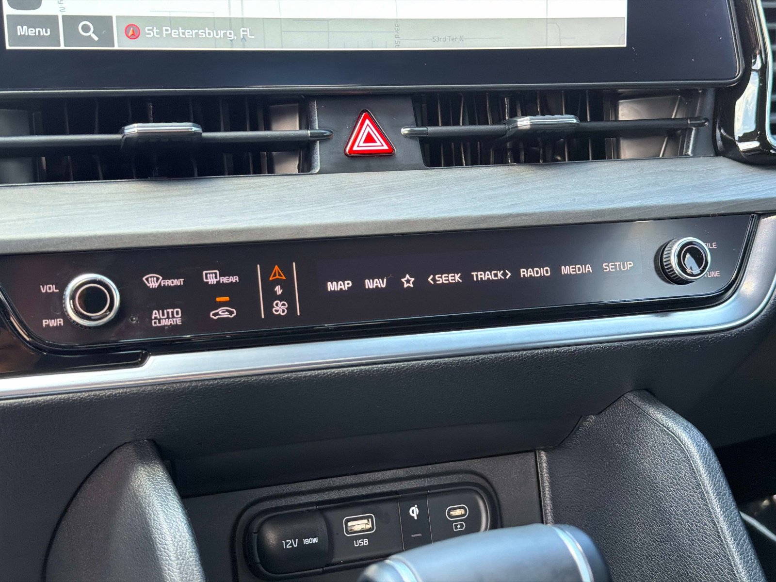 Certified 2025 Kia Sportage X-Pro image 23