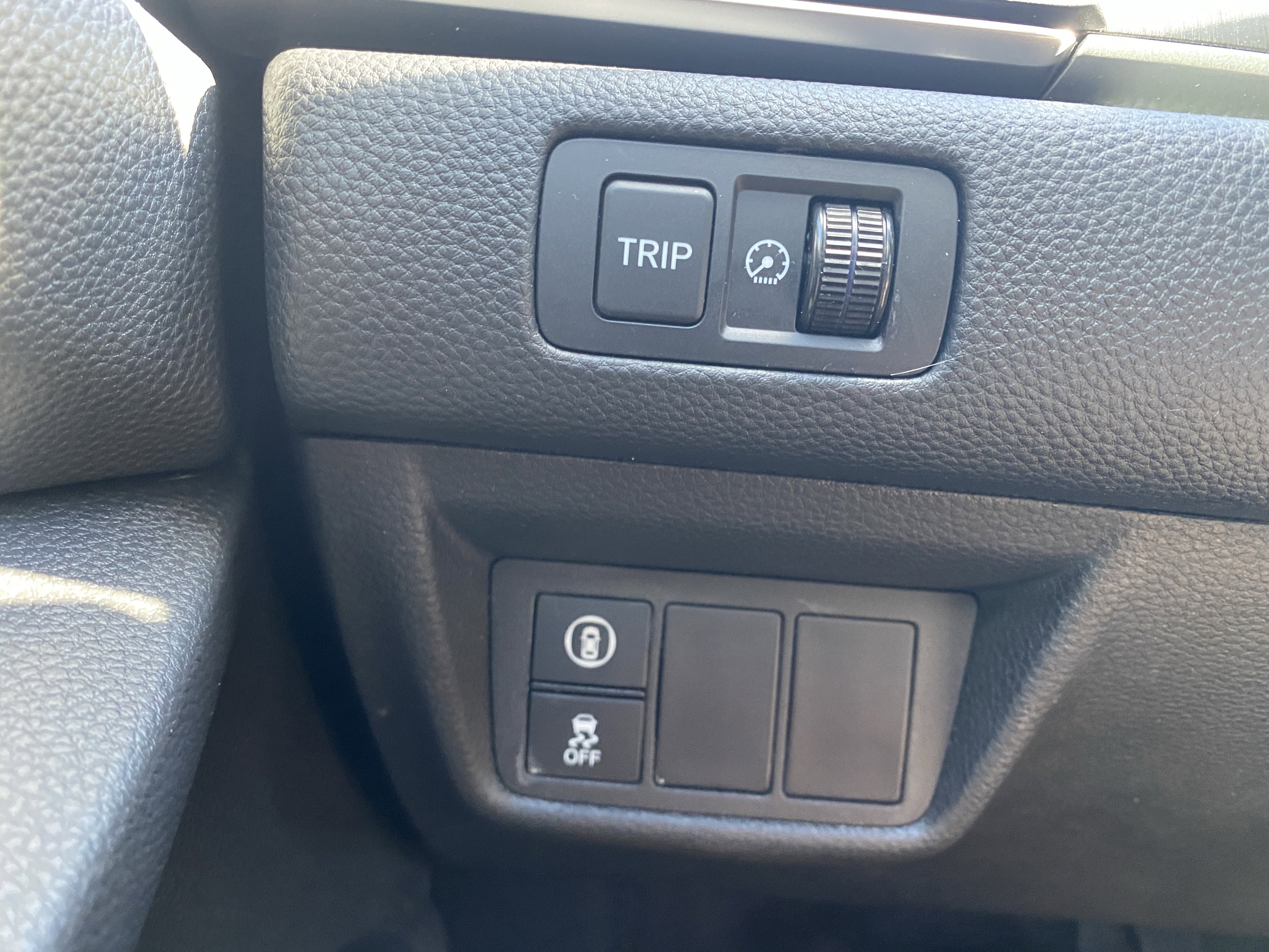 Used 2018 Honda Accord LX image 19