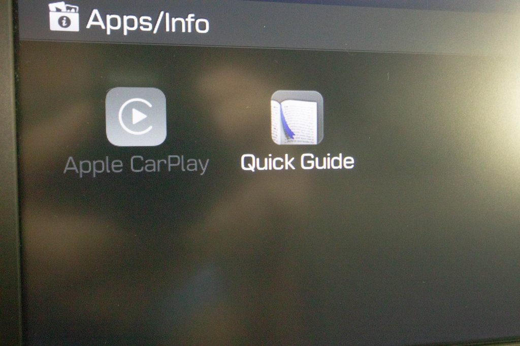 Used 2020 Hyundai Santa Fe SE image 24