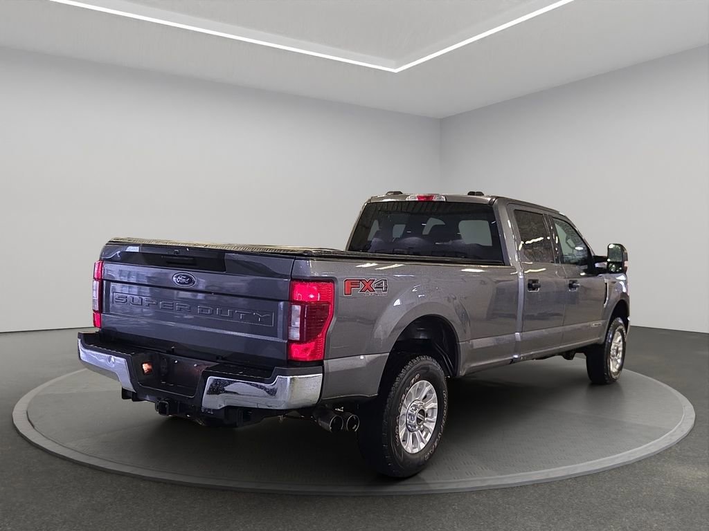 Used 2022 Ford F250 XLT w/ FX4 Off-Road Package AWD/4WD image 7