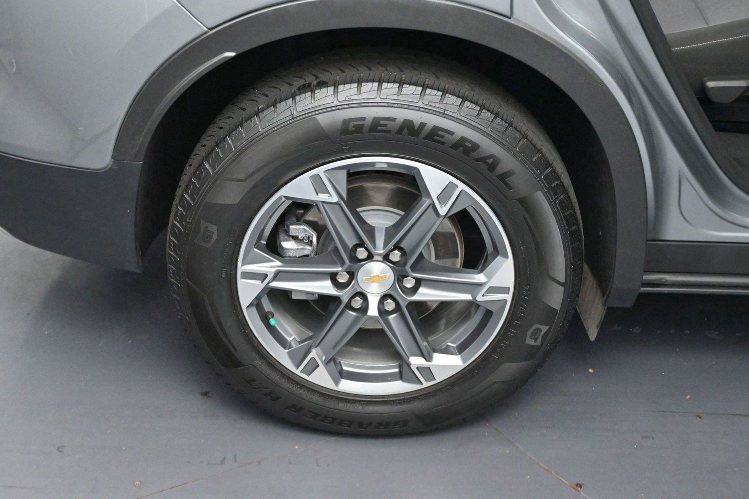 Used 2025 Chevrolet Blazer LT AWD/4WD image 35