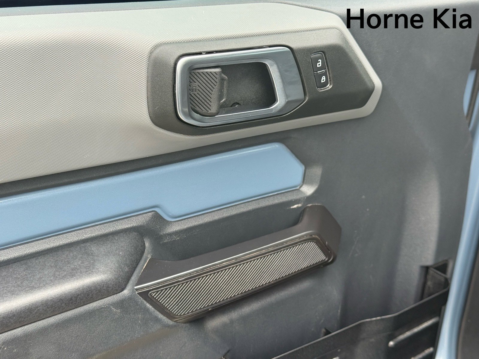 Used 2024 Ford Bronco Black Diamond image 9