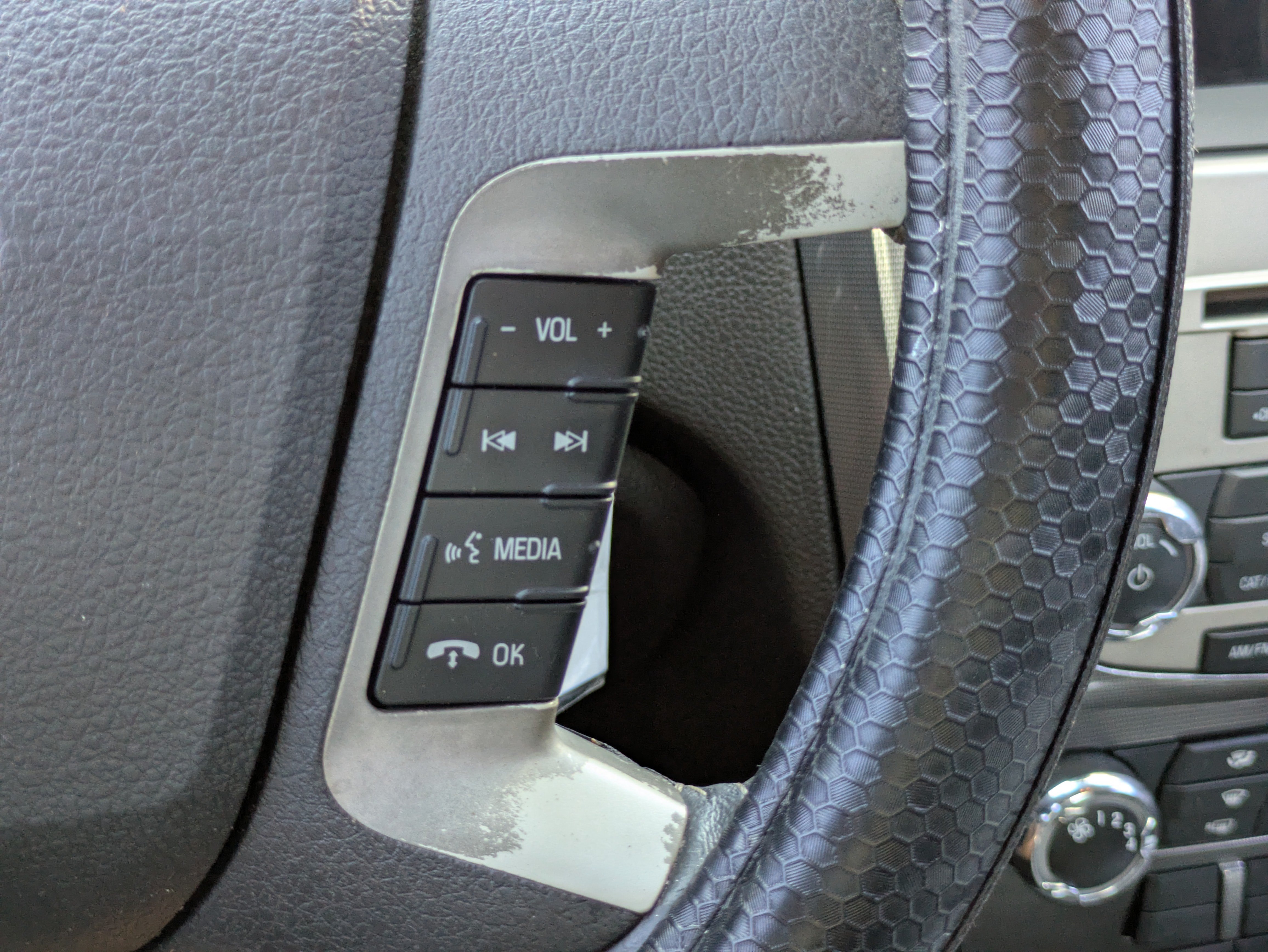 Used 2010 Ford Fusion SE FWD image 22
