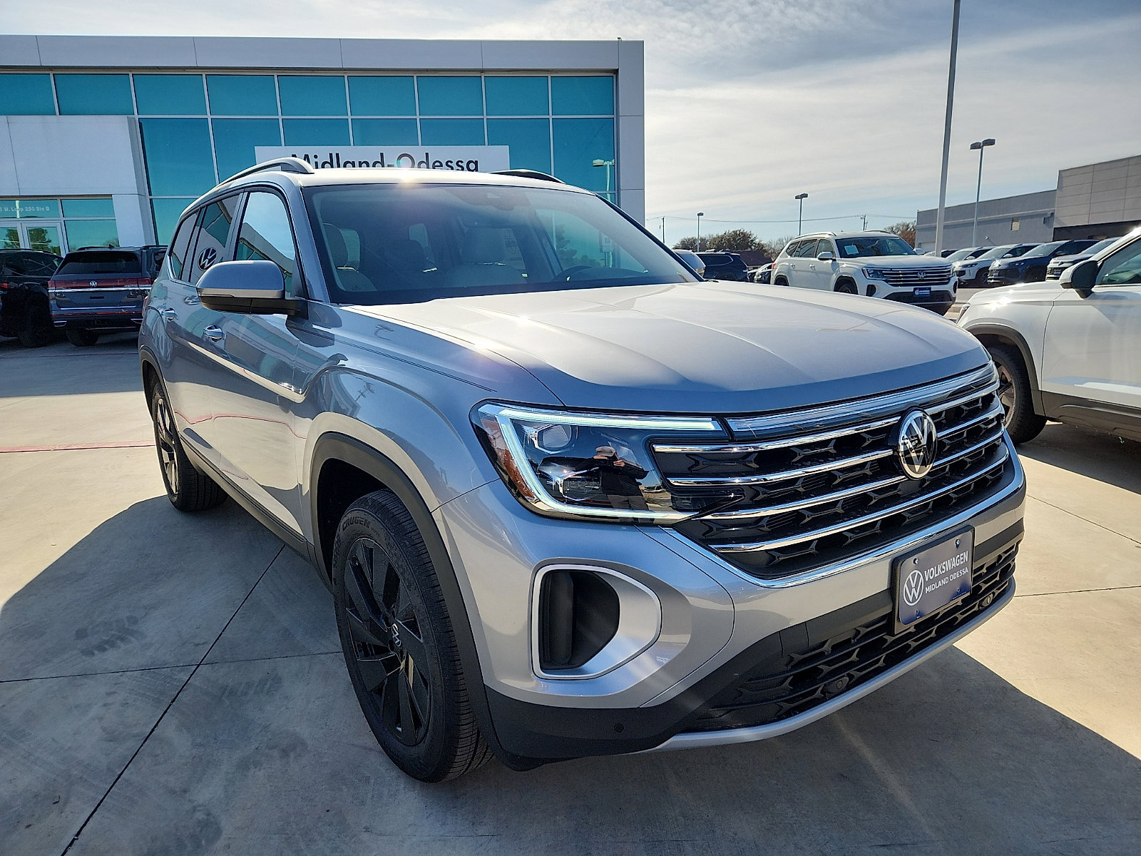 New 2026 Volkswagen Atlas SE video 1