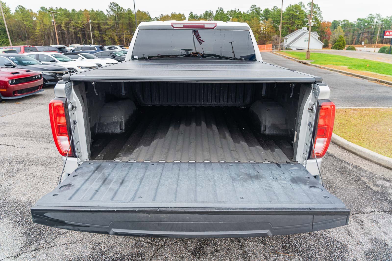 Used 2019 GMC Sierra 1500 SLE w/ SLE Value Package image 14
