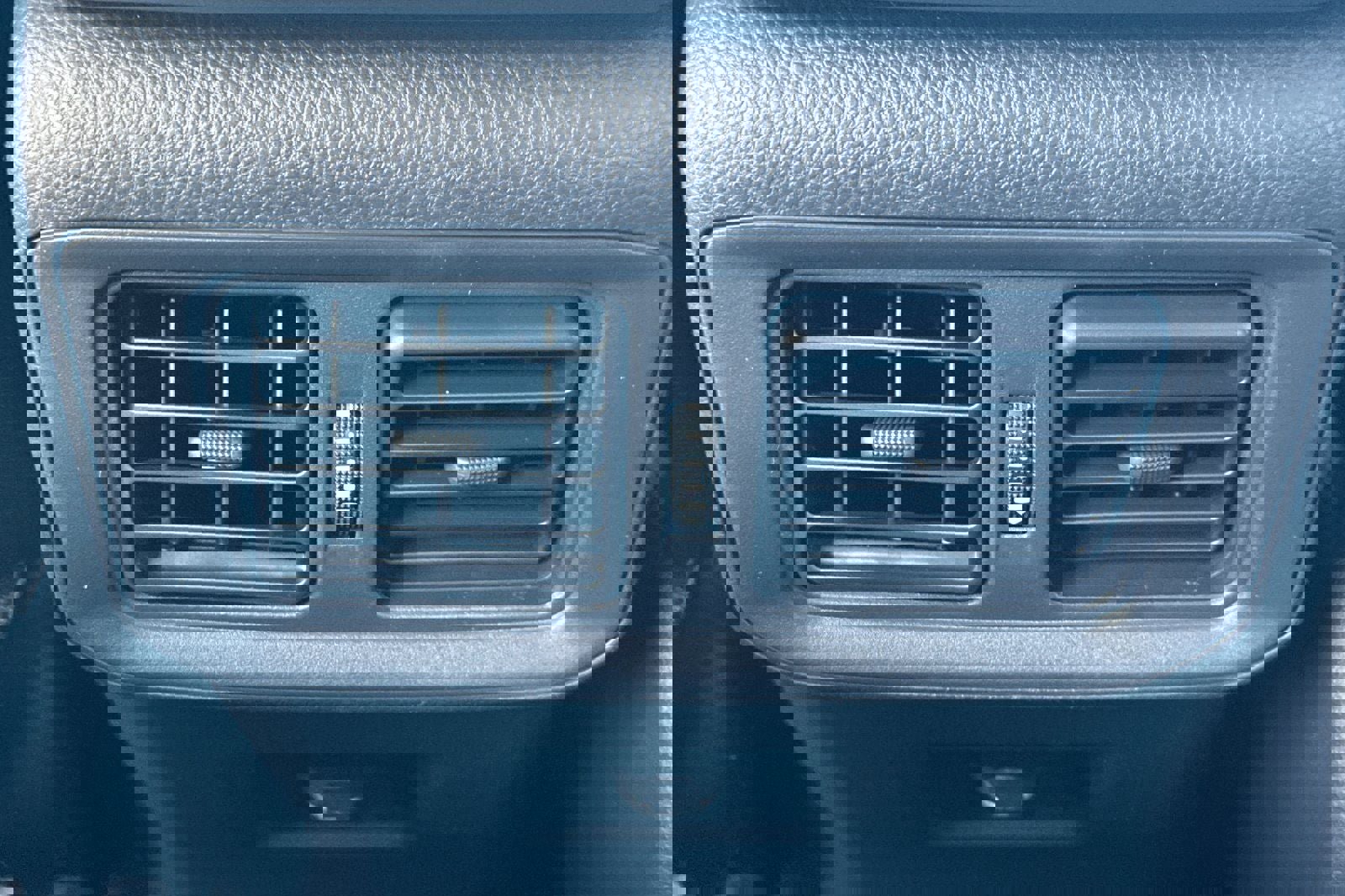 New 2025 Toyota RAV4 LE image 15