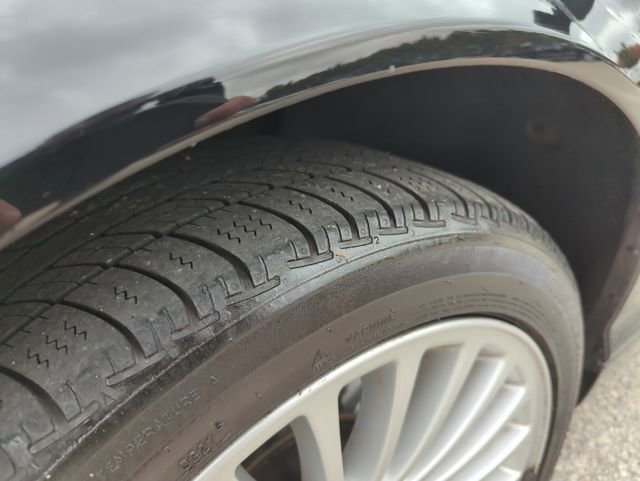 Used 2001 BMW 325i Sedan image 32