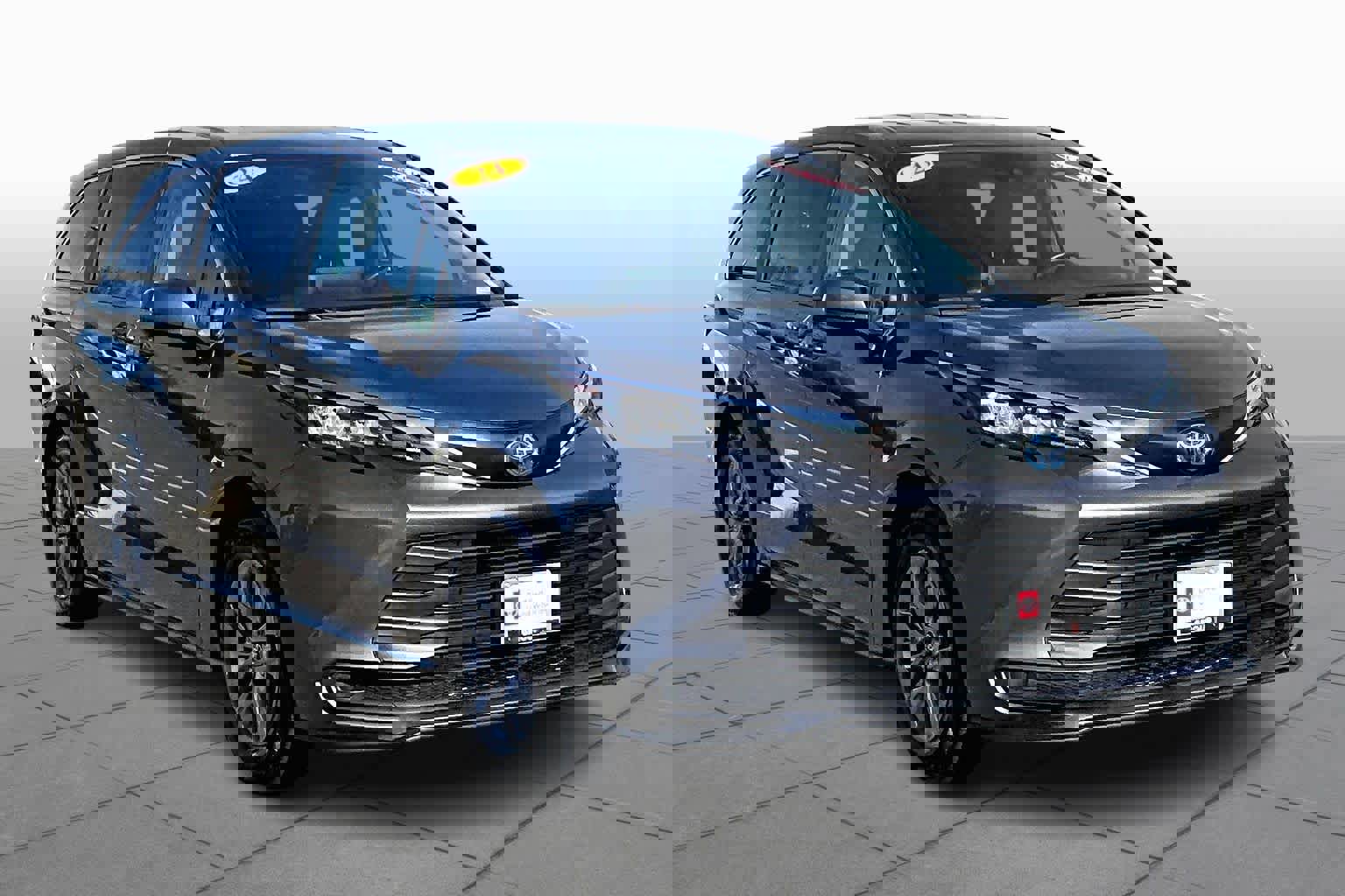 Certified 2024 Toyota Sienna LE image 2