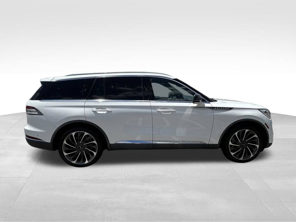 Used 2021 Lincoln Aviator Reserve w/ Equipment Group 202A AWD/4WD image 6