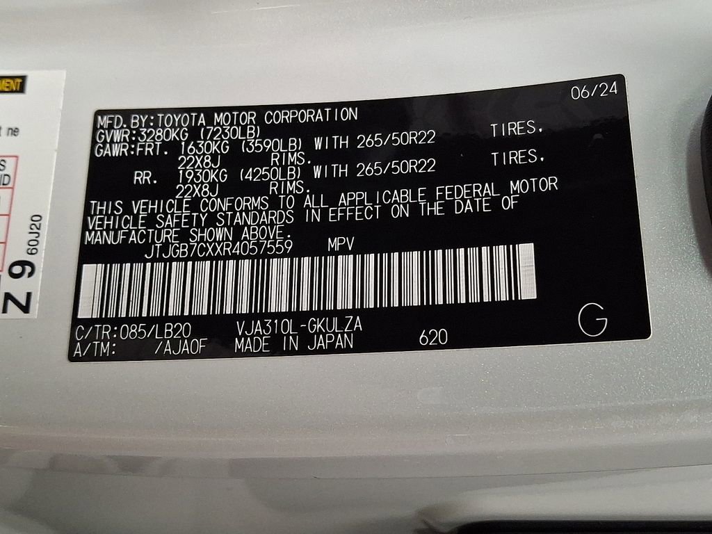 Used 2024 Lexus LX 600 4WD w/ Appearance Package image 26