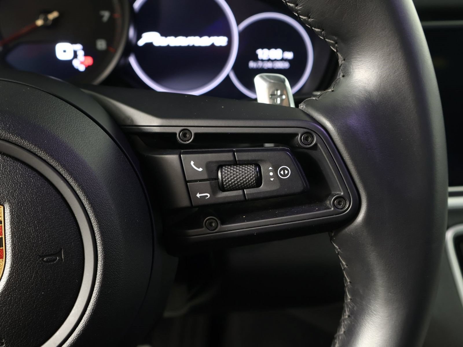 Certified 2023 Porsche Panamera Platinum Edition RWD image 15