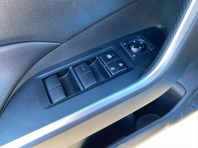 Certified 2020 Toyota RAV4 LE AWD/4WD image 12