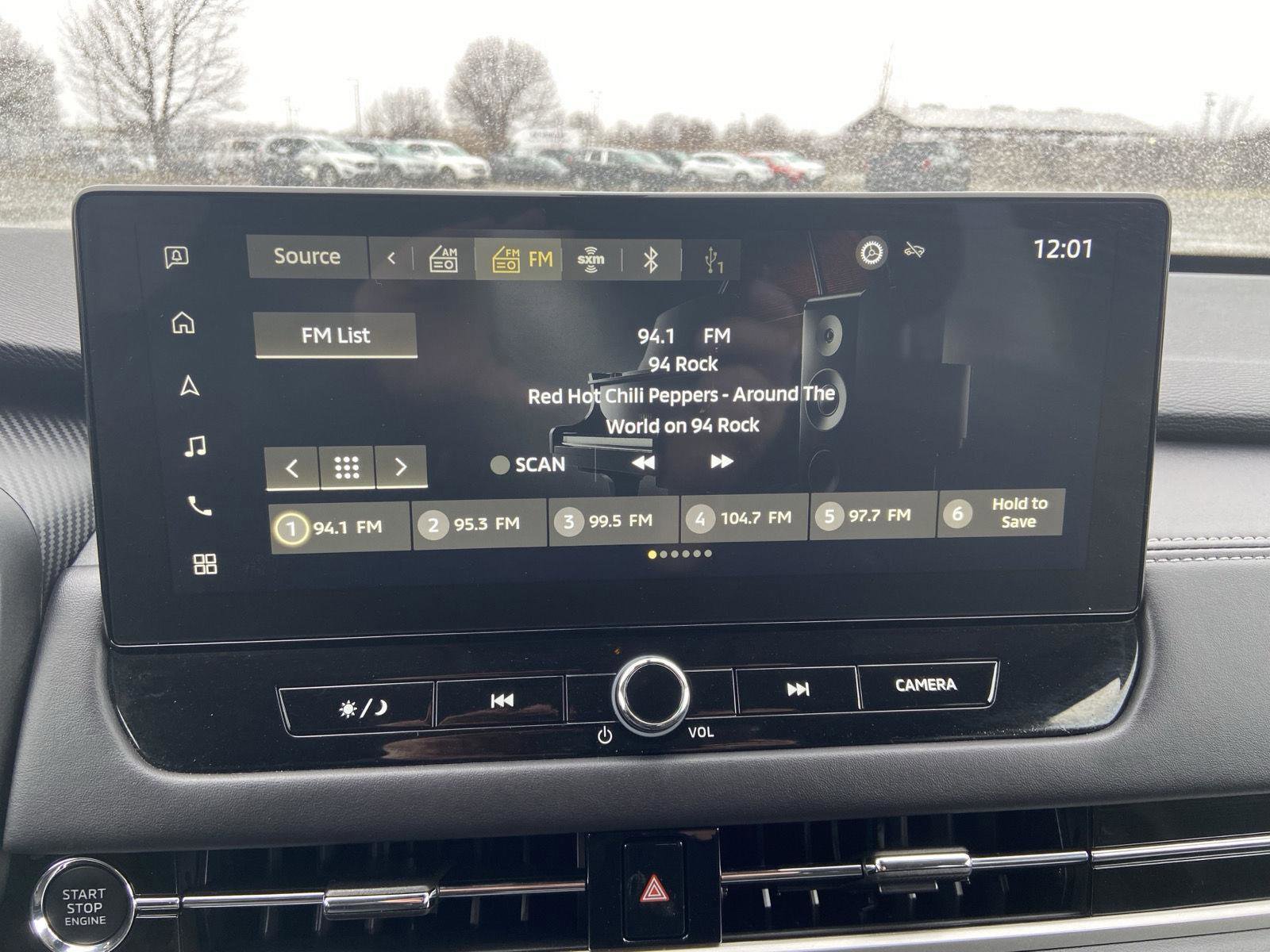 Used 2025 Mitsubishi Outlander SE image 41