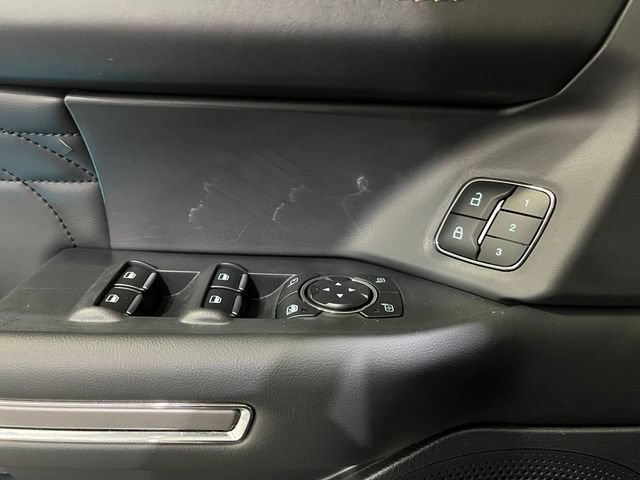 Used 2022 Ford Expedition Platinum AWD/4WD image 16