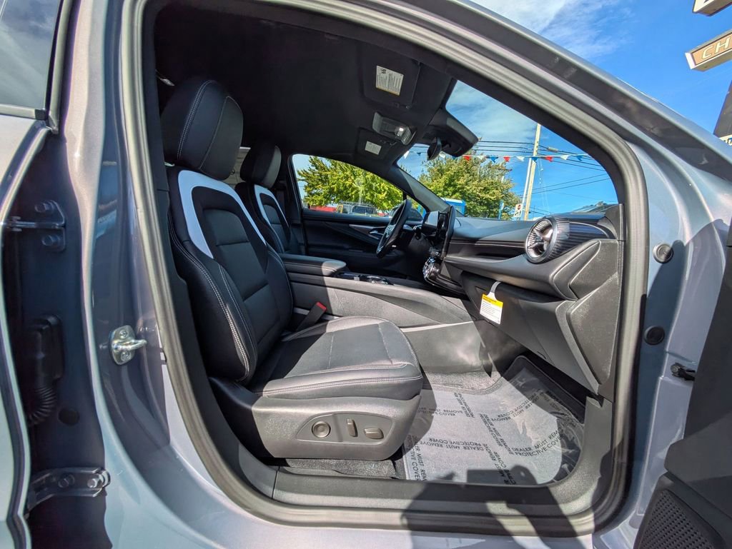 New 2026 Chevrolet Blazer EV LT image 30