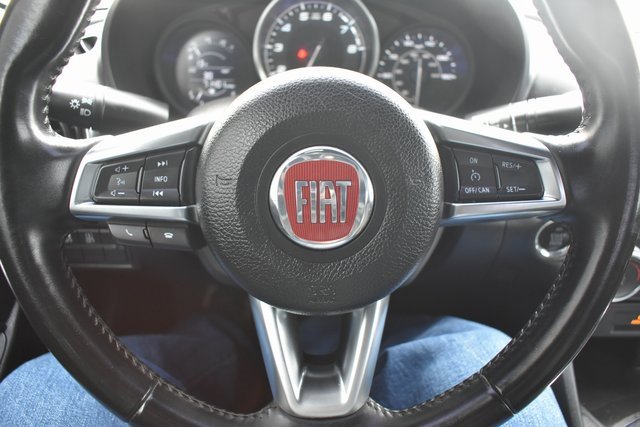 Used 2017 FIAT 124 Spider Classica image 18