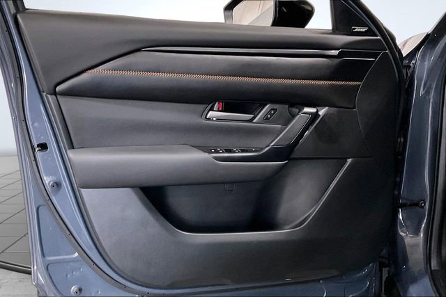 Certified 2025 MAZDA CX-50 AWD 2.5 Hybrid w/ Premium Pkg image 23
