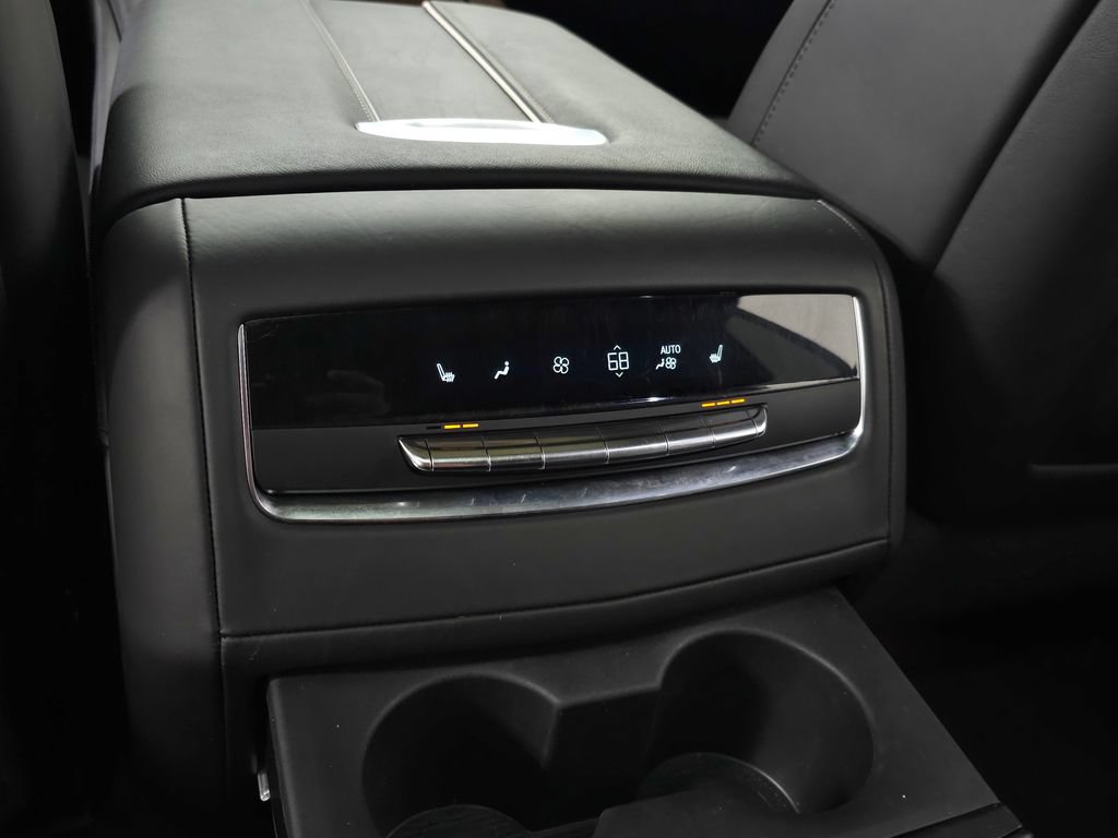Certified 2023 Cadillac Escalade Sport Platinum w/ LPO, ONYX Package AWD/4WD image 46
