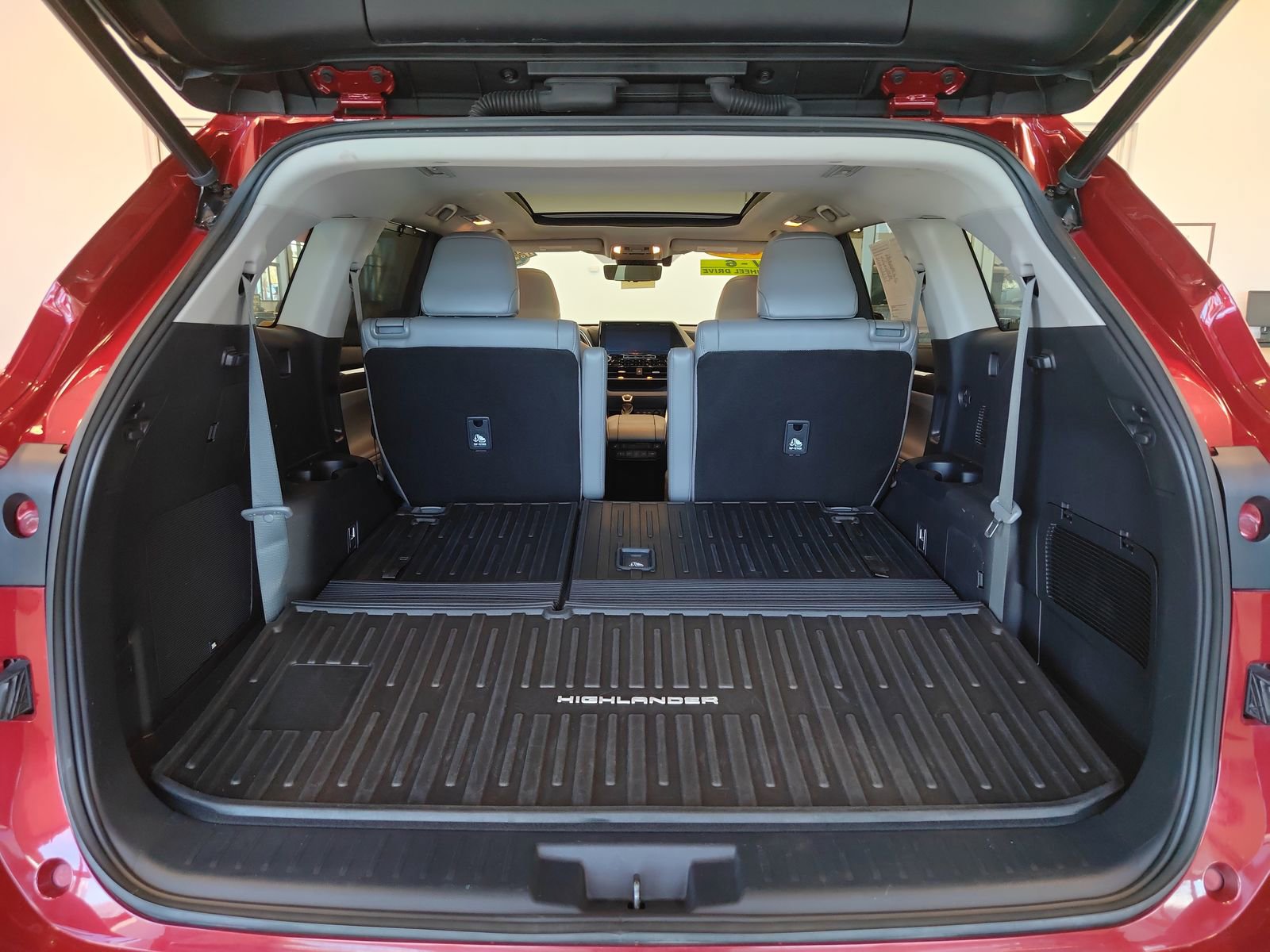 Used 2022 Toyota Highlander Platinum image 20