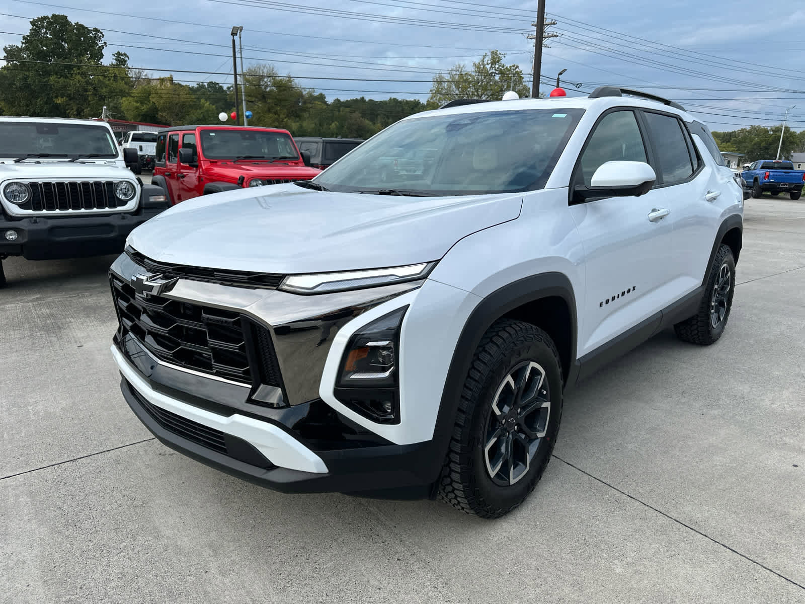 New 2026 Chevrolet Equinox ACTIV w/ Convenience Package III image 4