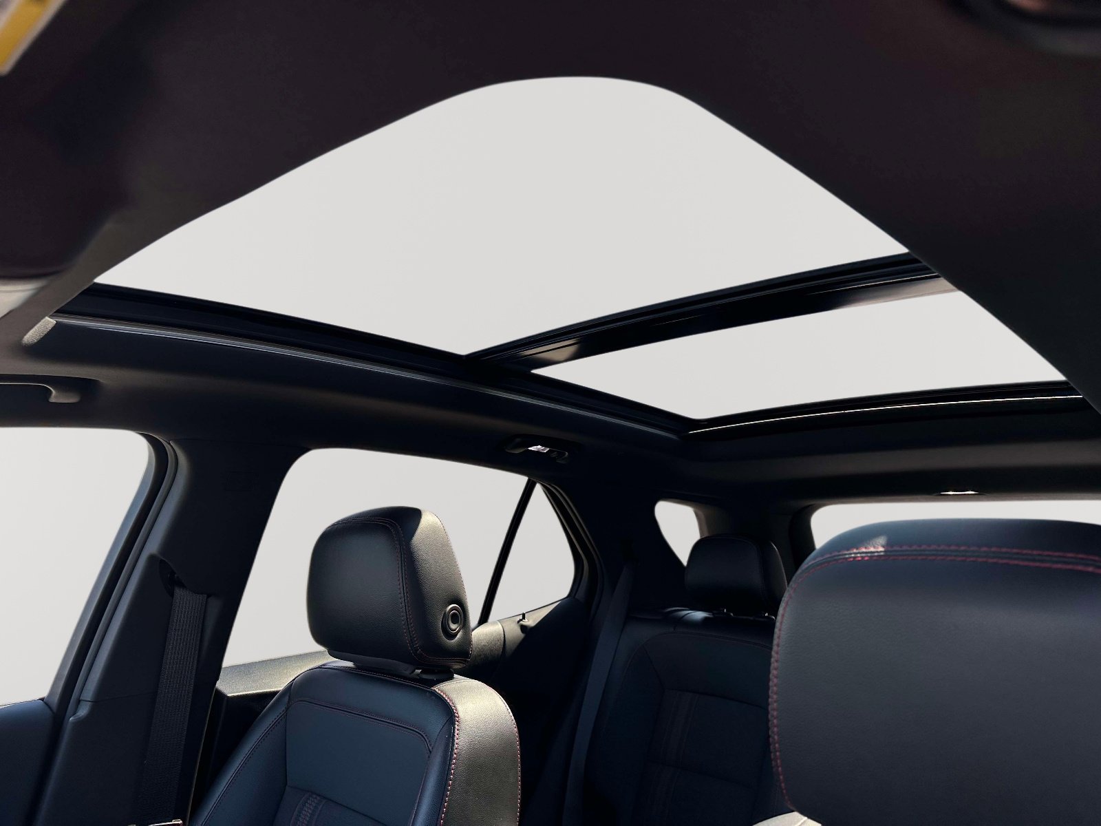 Certified 2023 Chevrolet Equinox RS image 8