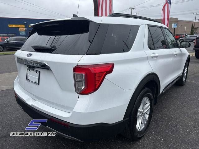 Used 2023 Ford Explorer XLT w/ Equipment Group 202A image 10