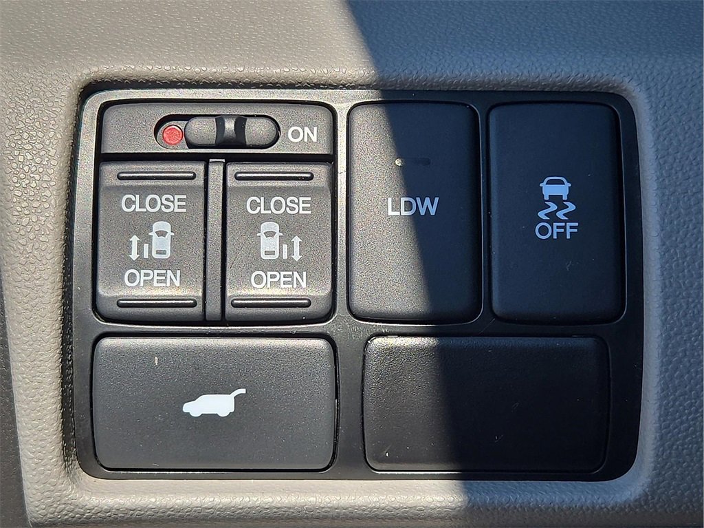 Used 2015 Honda Odyssey EX-L image 25