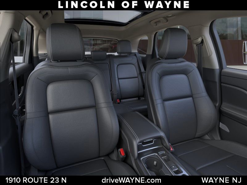 New 2025 Lincoln Corsair Reserve image 11