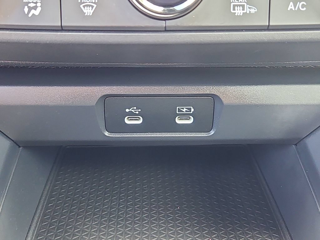 Used 2023 Honda Accord EX image 17