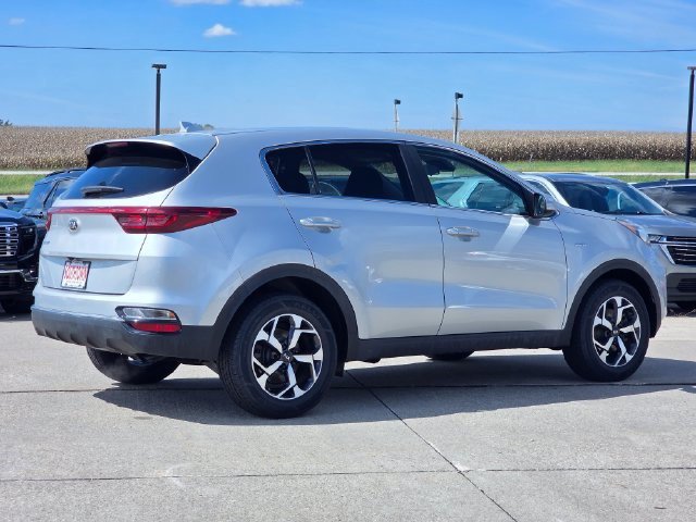 Used 2020 Kia Sportage LX AWD/4WD image 8