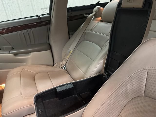 Used 2005 Cadillac De Ville DHS w/ Equipment Group FWD image 34