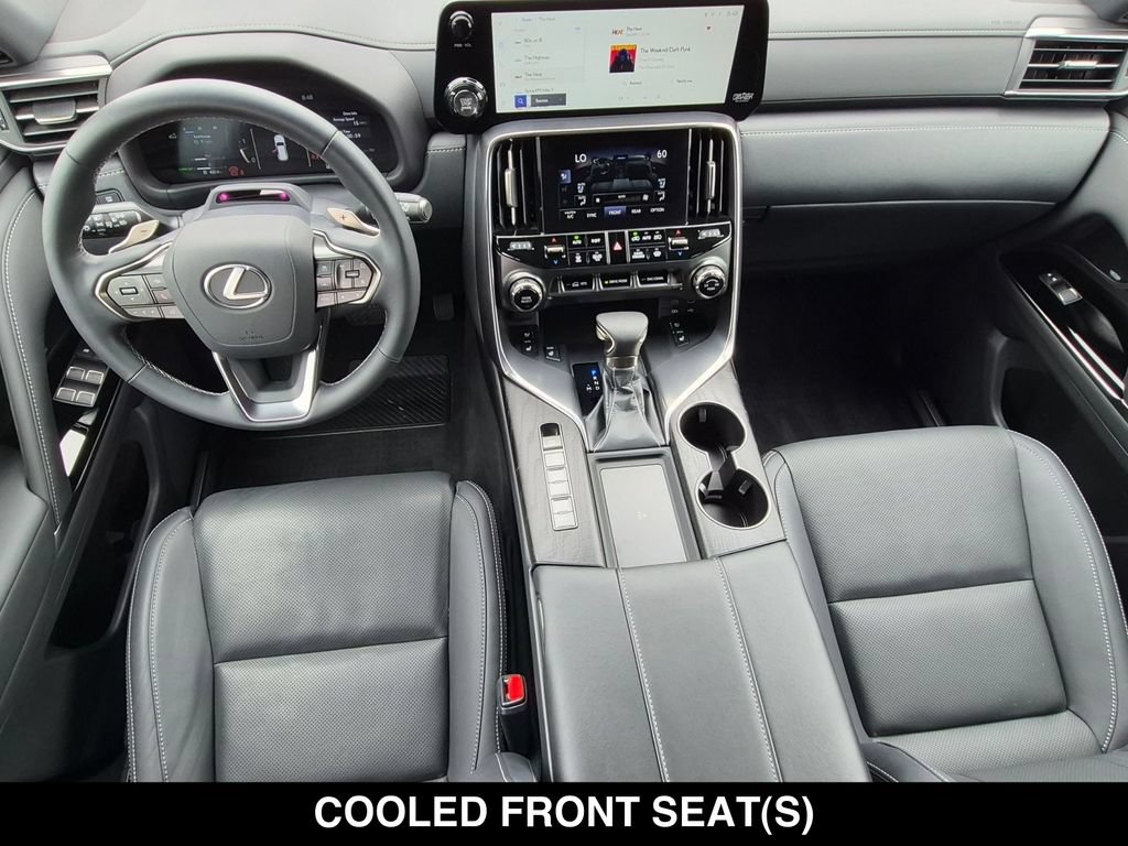Used 2026 Lexus LX 600 4WD w/ Interior Upgrade Package image 25