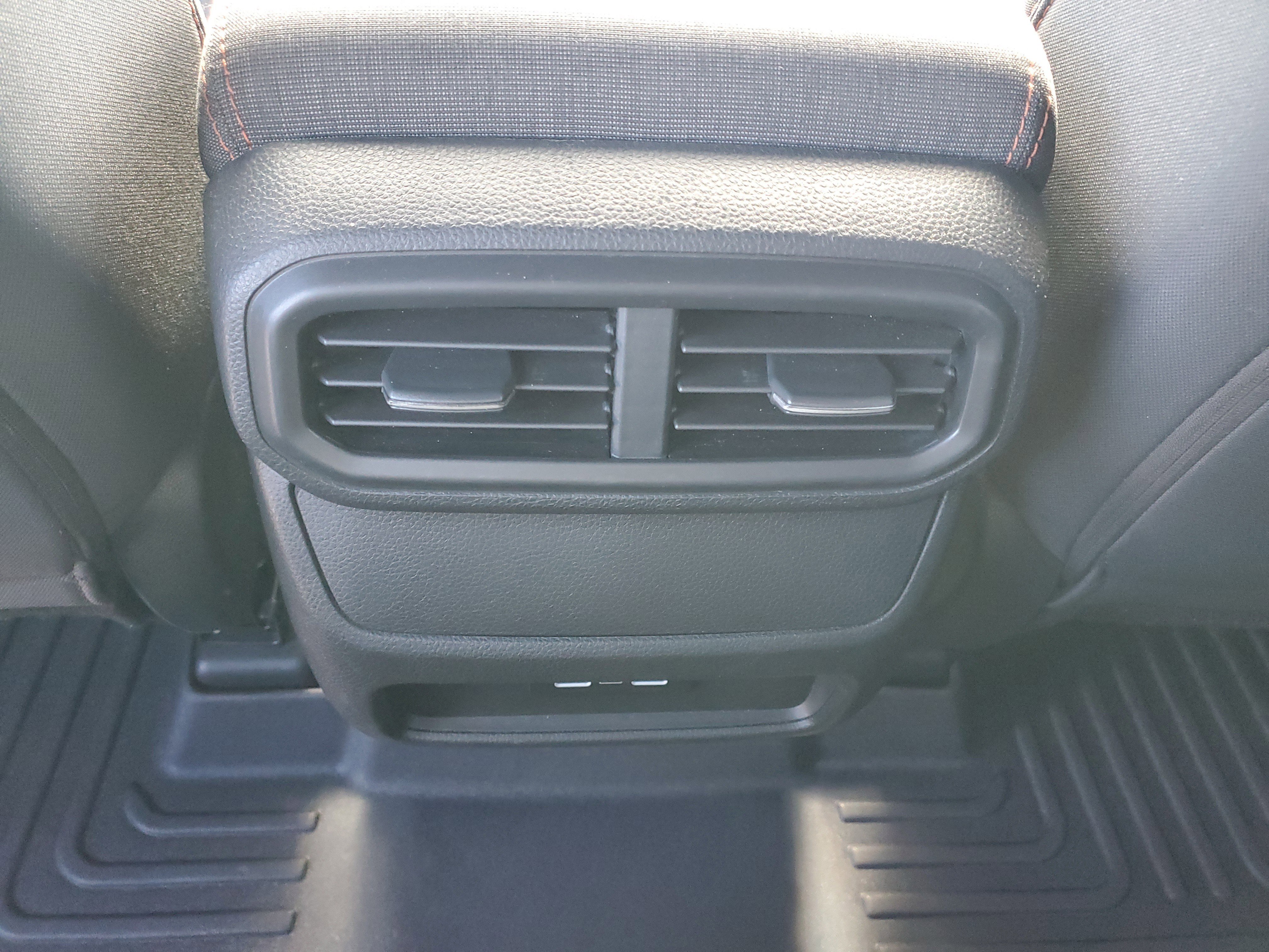 Used 2023 Honda Pilot Sport image 20