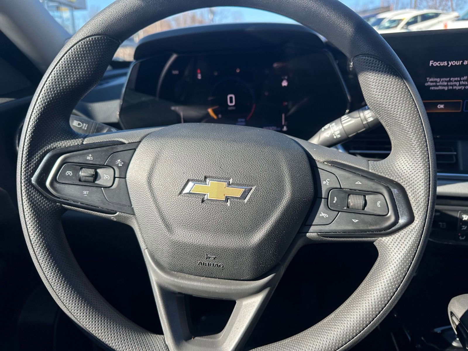 Used 2025 Chevrolet Trax LT image 25