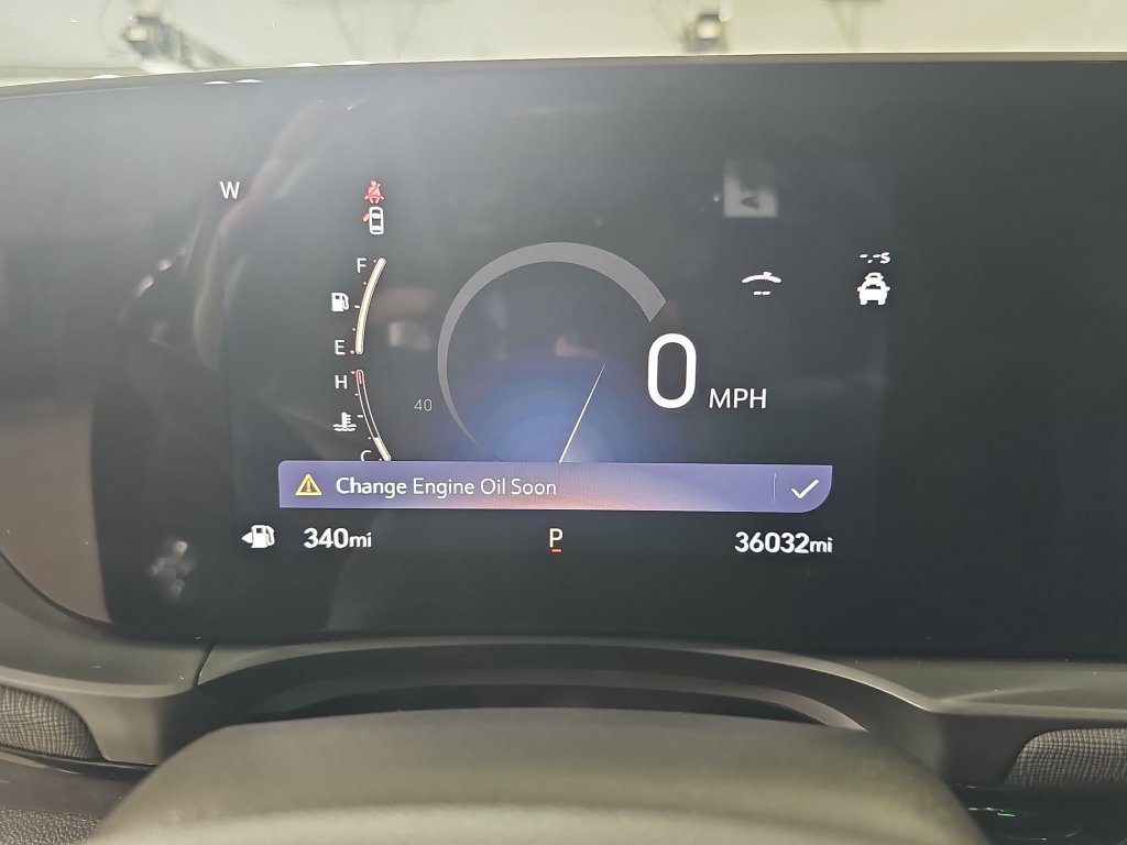 Used 2024 Buick Envista Sport Touring w/ Convenience I Package FWD image 25