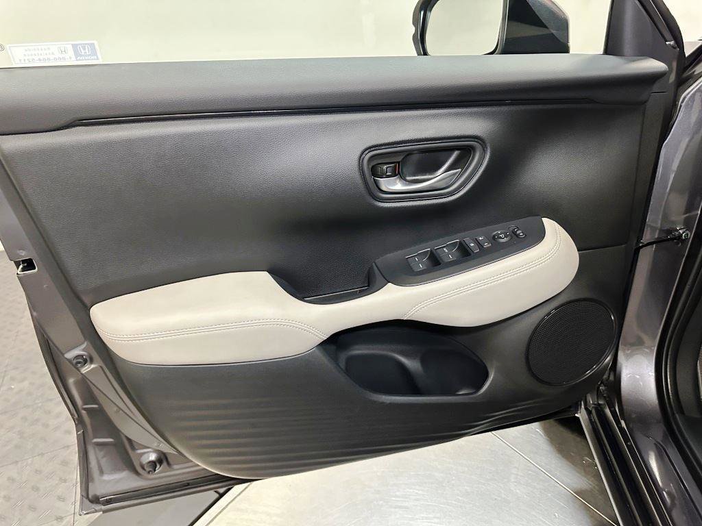 New 2026 Honda HR-V LX image 11