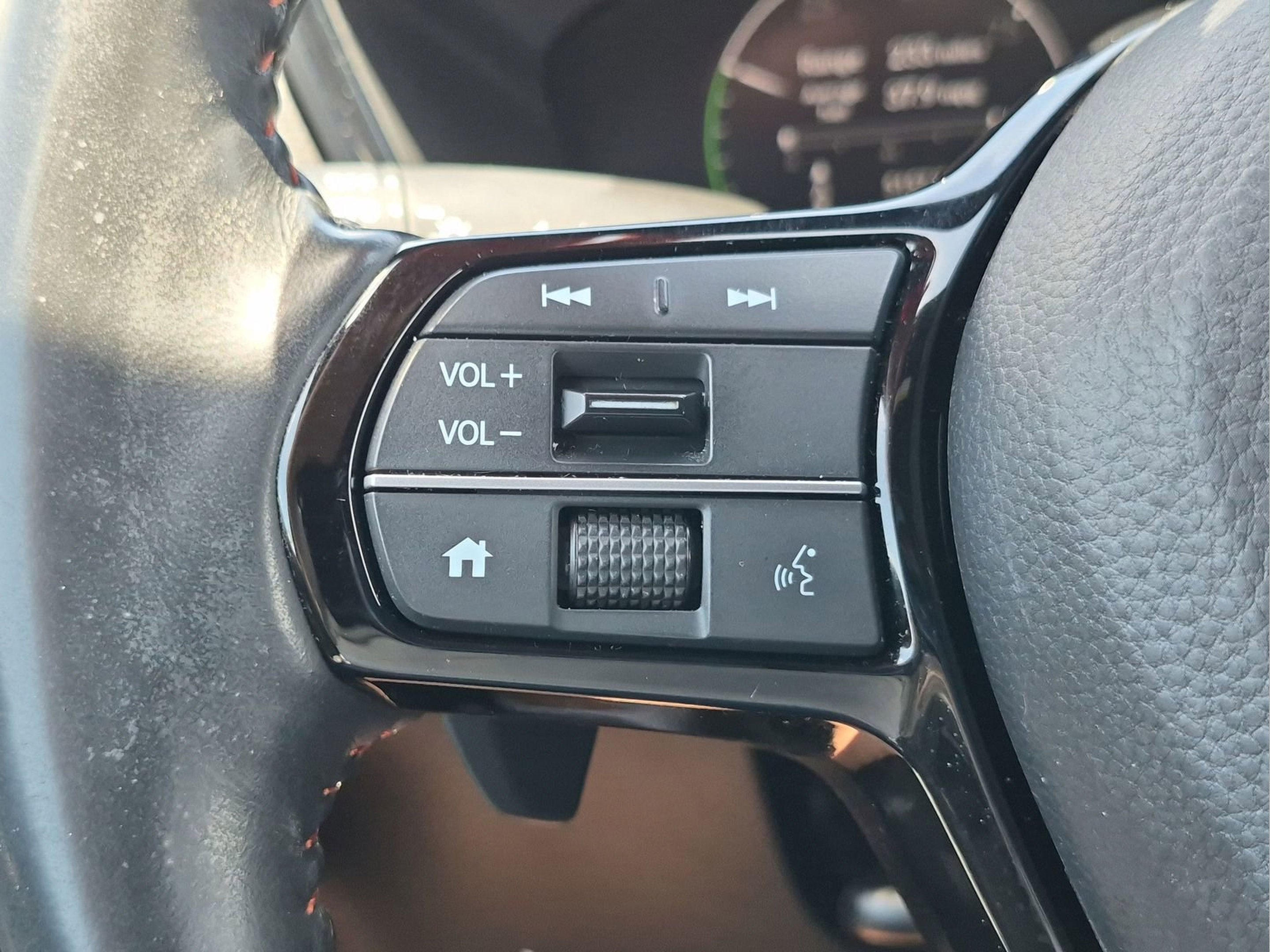 Used 2024 Honda CR-V Sport Touring image 13