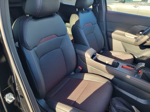 New 2026 Nissan Kicks SR image 37