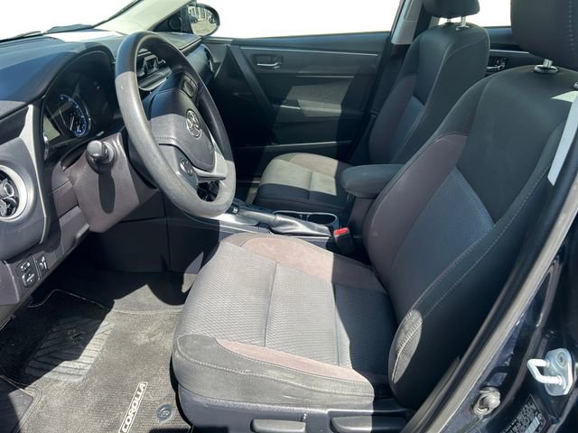 Used 2017 Toyota Corolla LE w/ LE Premium Package w/Moonroof image 10