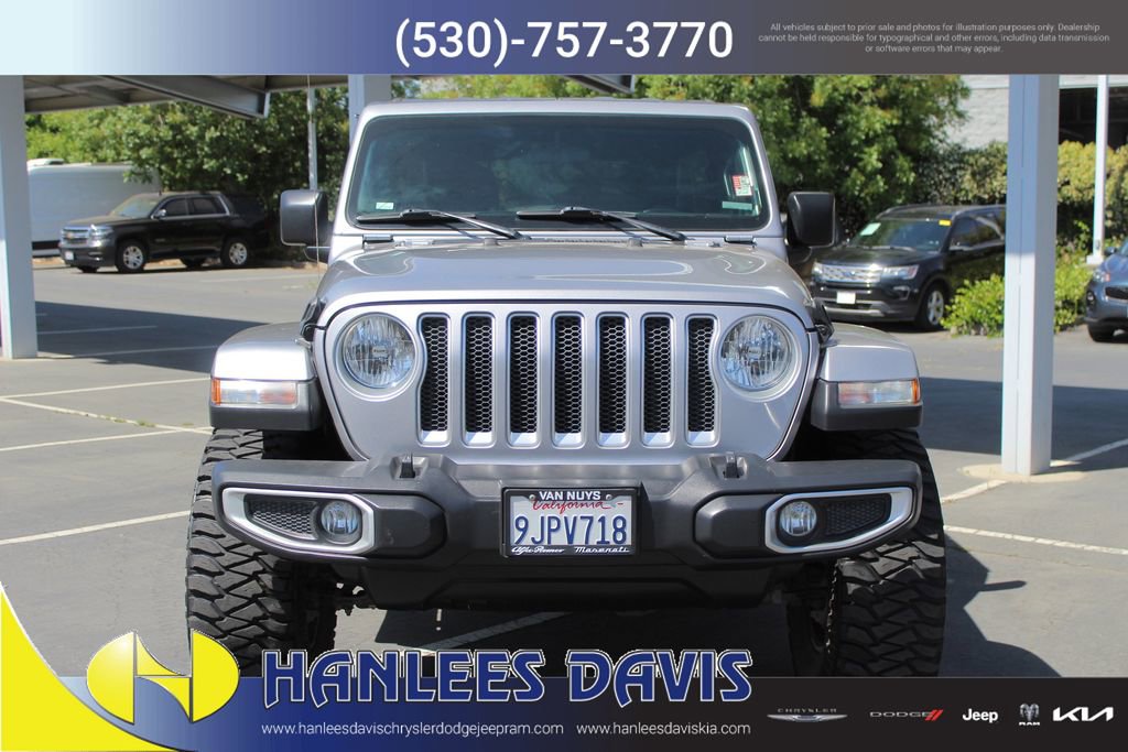 Used 2020 Jeep Wrangler Unlimited Sahara image 3