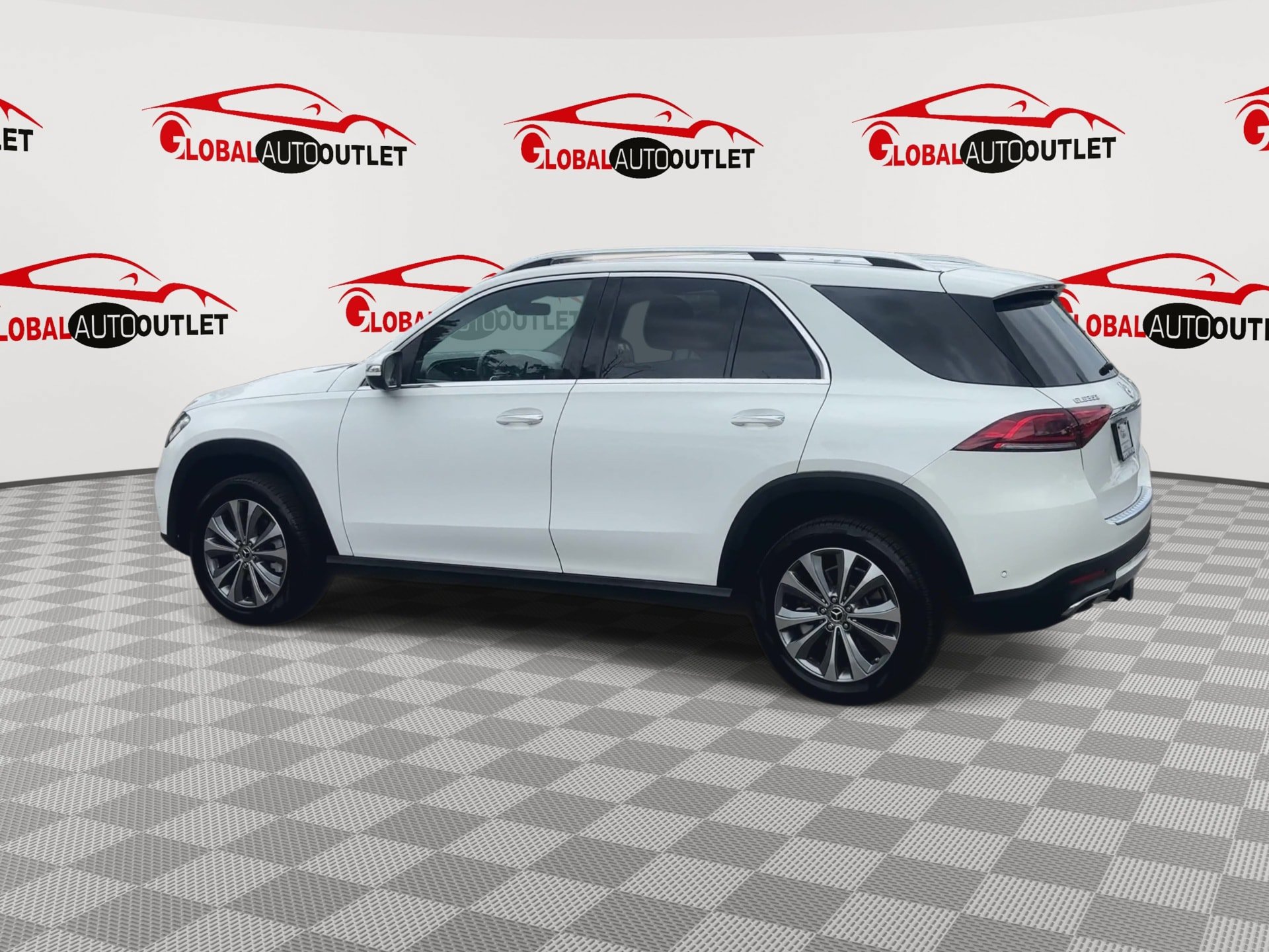 Used 2020 Mercedes-Benz GLE 350 4MATIC w/ Premium Package image 6