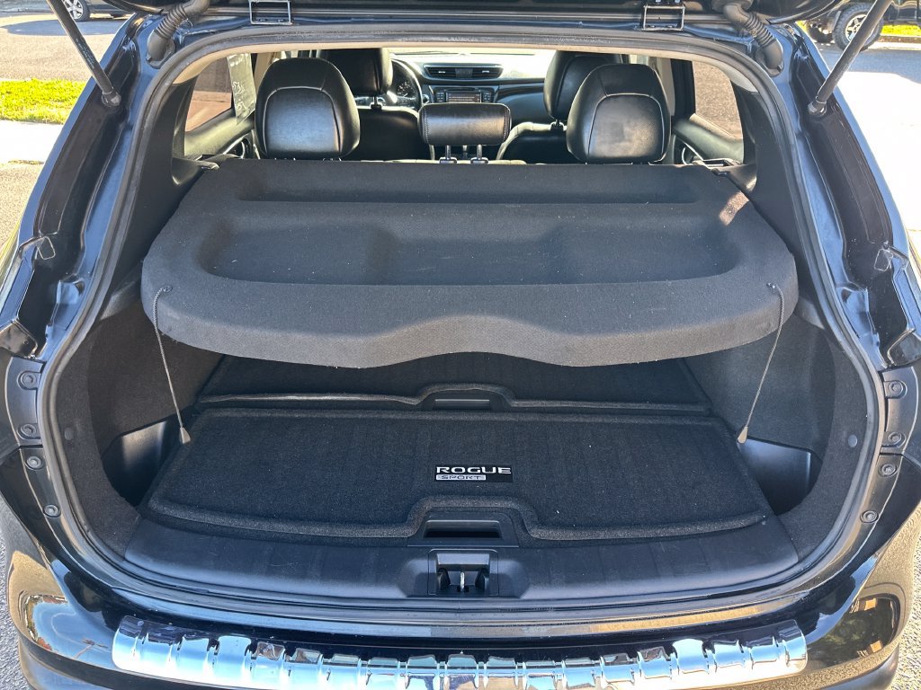 Used 2017 Nissan Rogue Sport SL AWD/4WD image 21