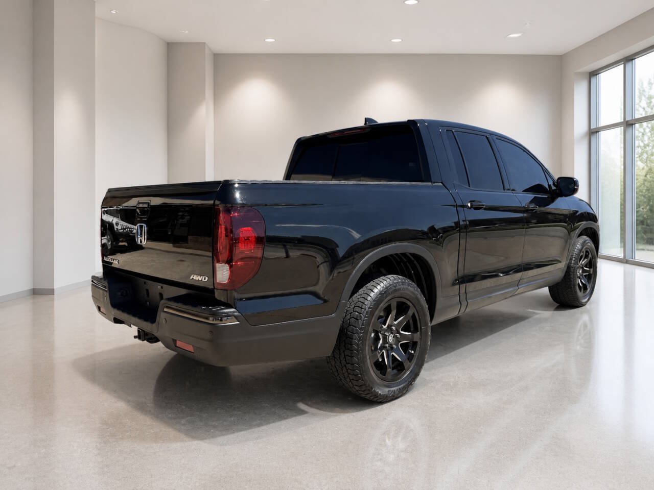 Used 2017 Honda Ridgeline Black Edition image 5