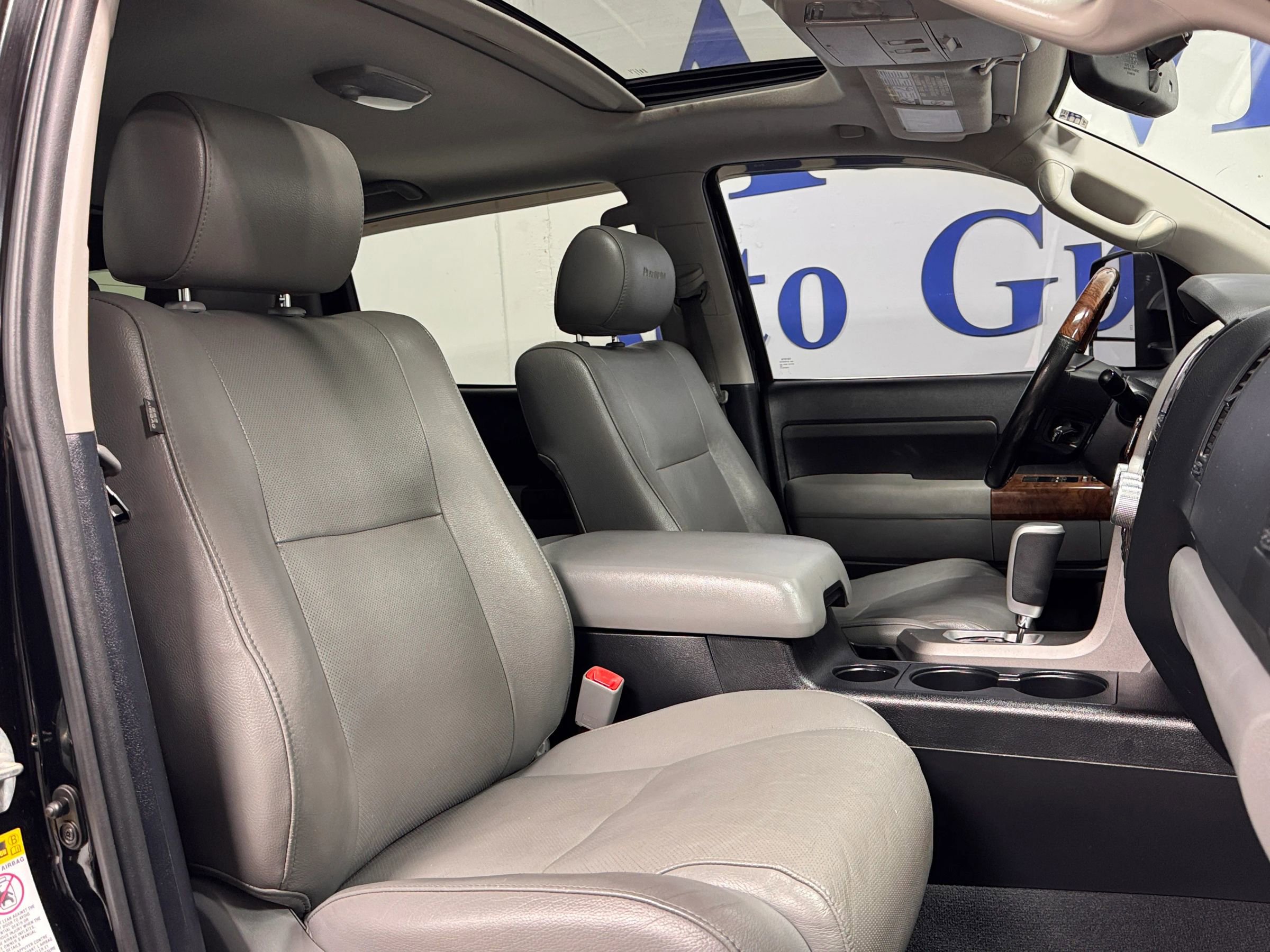 Used 2012 Toyota Tundra Limited image 10