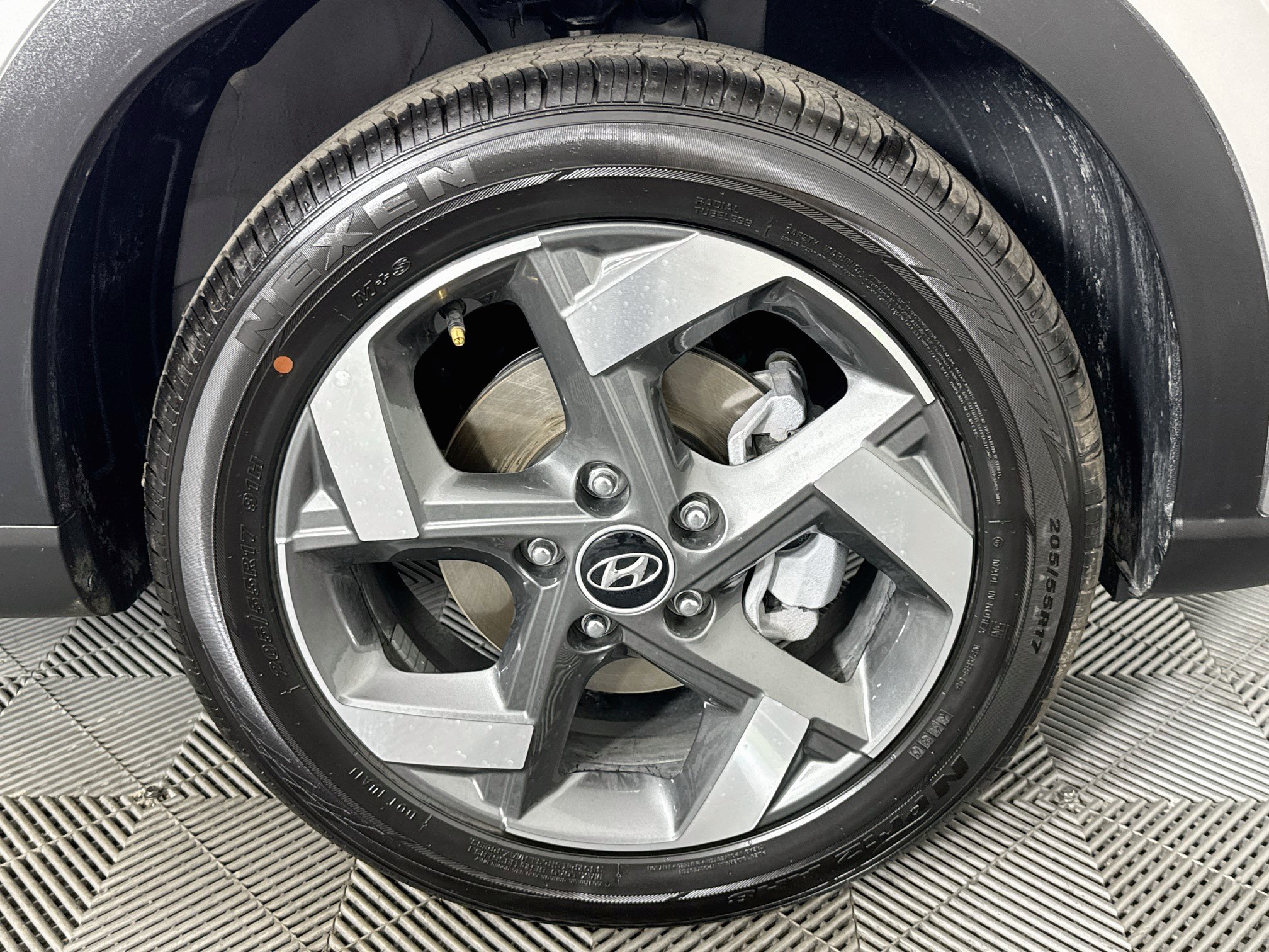 Used 2026 Hyundai Venue SEL FWD image 53