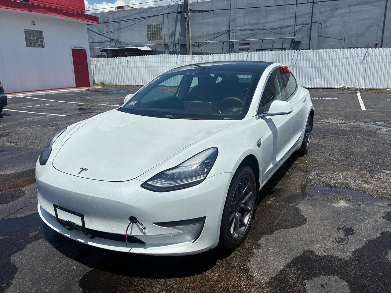 Used 2020 Tesla Model 3 RWD image 2