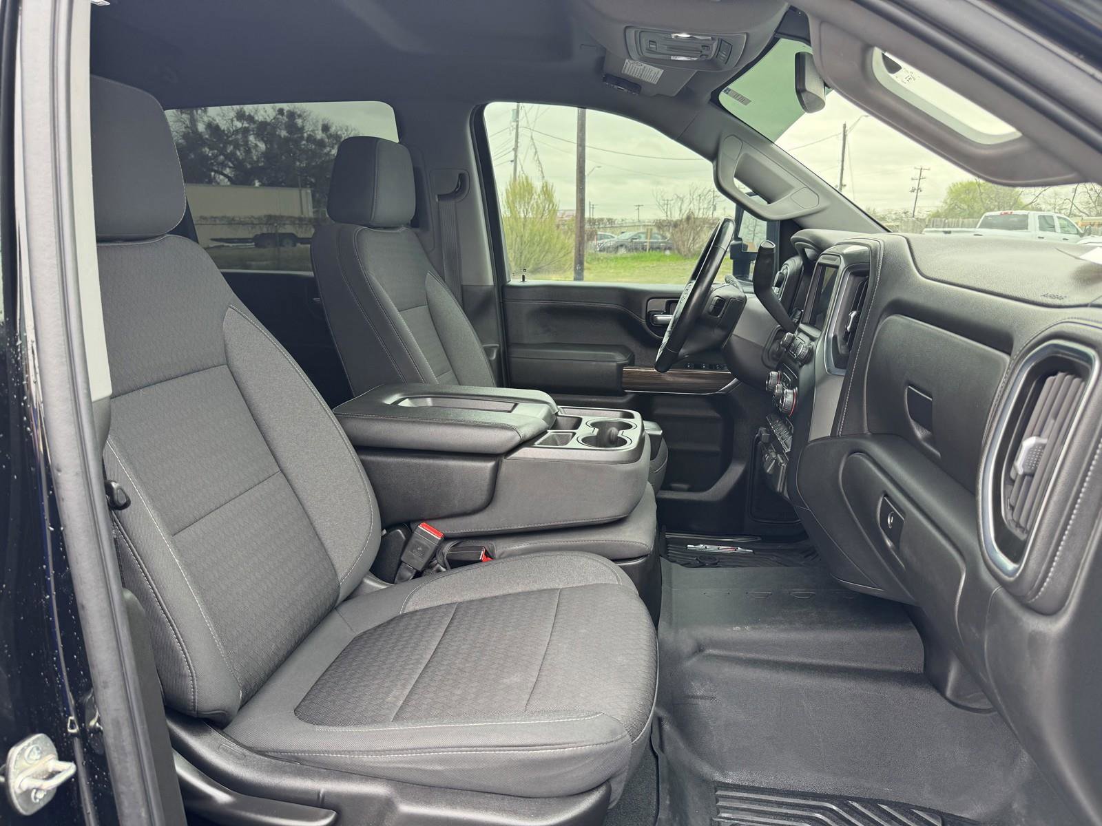 Used 2020 Chevrolet Silverado 2500 LT w/ All Star Edition image 36