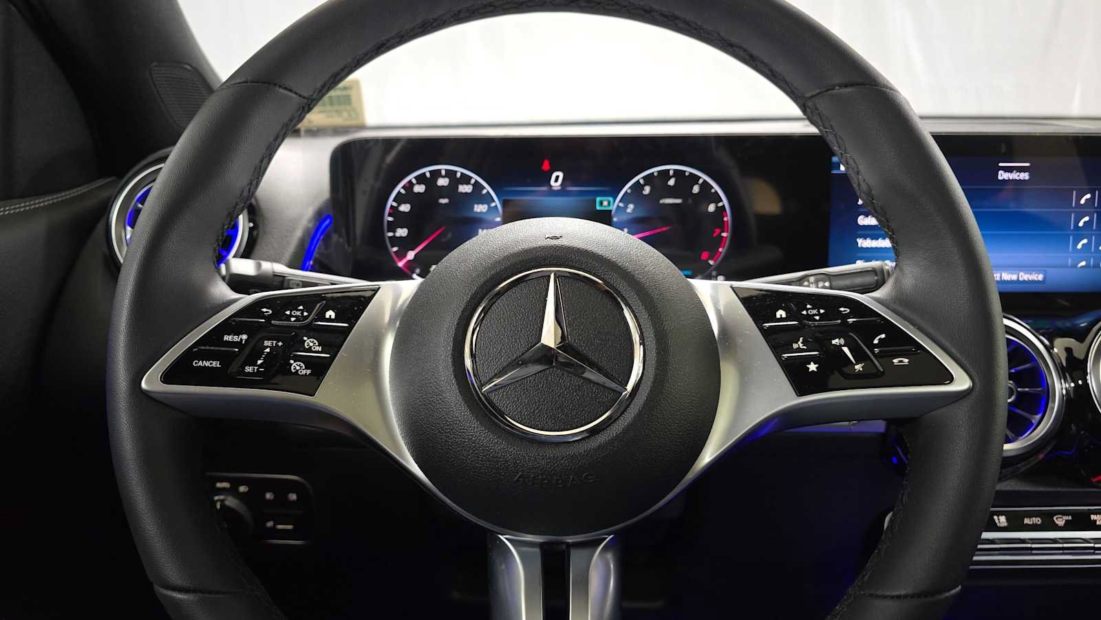 Certified 2026 Mercedes-Benz GLB 250 4MATIC image 27