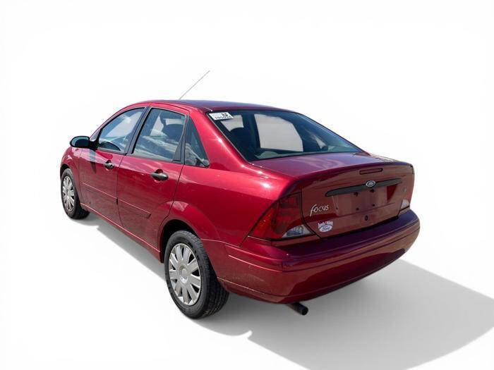 Used 2004 Ford Focus SE image 3